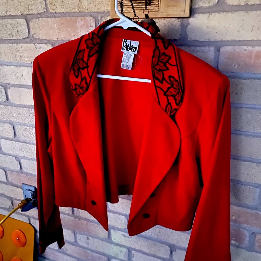 Red crop jacket w/black threadwork and buttons